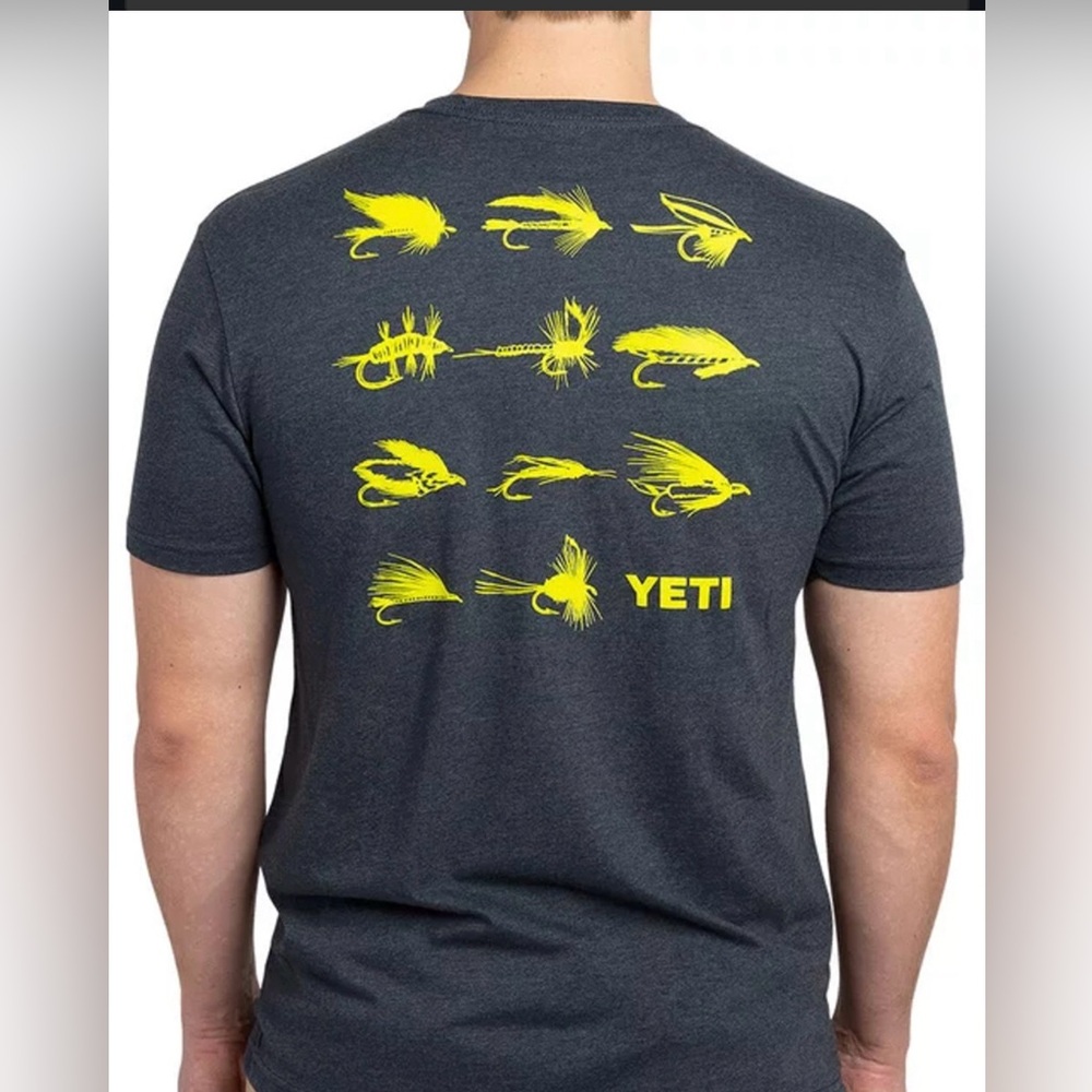 YETI‎ Fly Lures Short Sleeve T-Shirt Charcoal Gray Medium